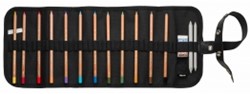 Roletui met 12 (KOH-I-NOOR) GIOCONDA softpastelpotloden + 2 doezelaars, 1 puntenslijper en vlakgum